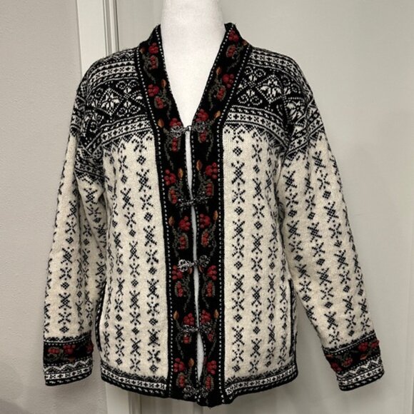 Vintage Icelandic Designs Wool Sweater Jacket • Hook & Eye • Size M - Picture 1 of 14